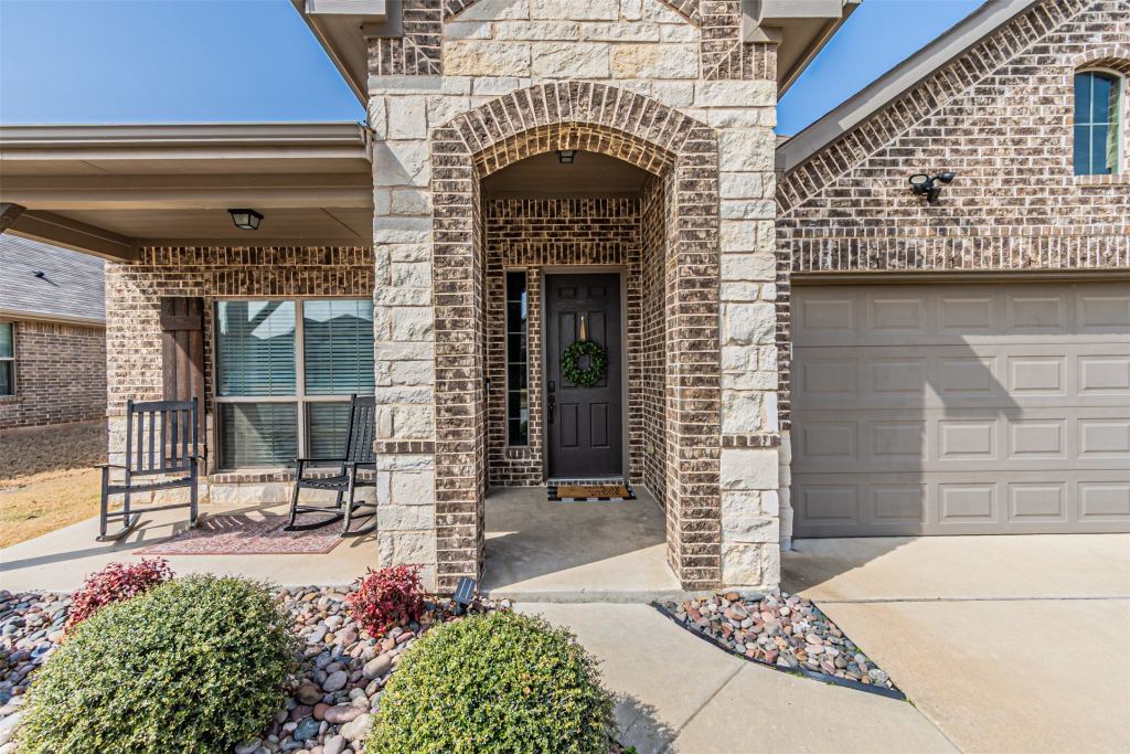 2504 Doe Run, Weatherford, TX 76087 — photo 1
