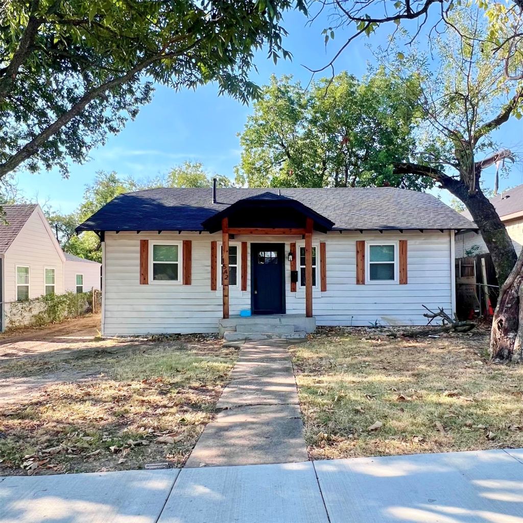 1542 E Ohio Avenue, Dallas, TX 75216 — photo 1
