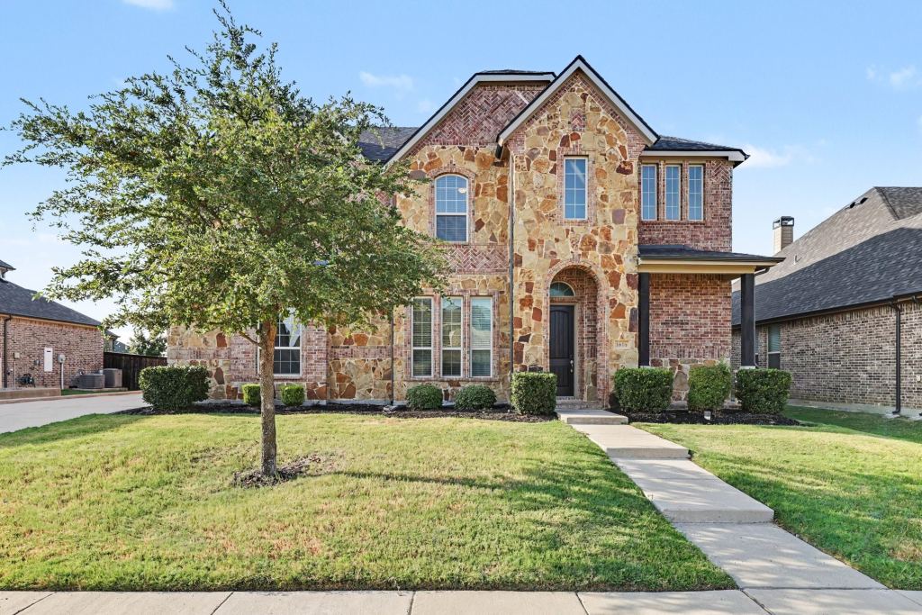 1616 Canals Drive, Little Elm, TX 75068 — photo 1