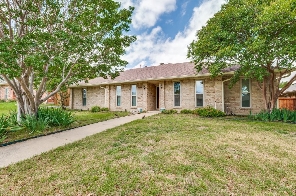 1513 Silverleaf Drive, Carrollton, TX 75007 — photo 1