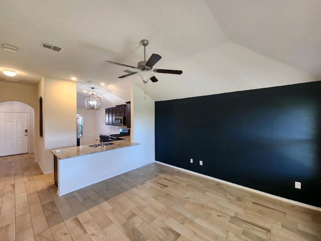 601 Saguaro Drive, Fort Worth, TX 76052 — photo 1