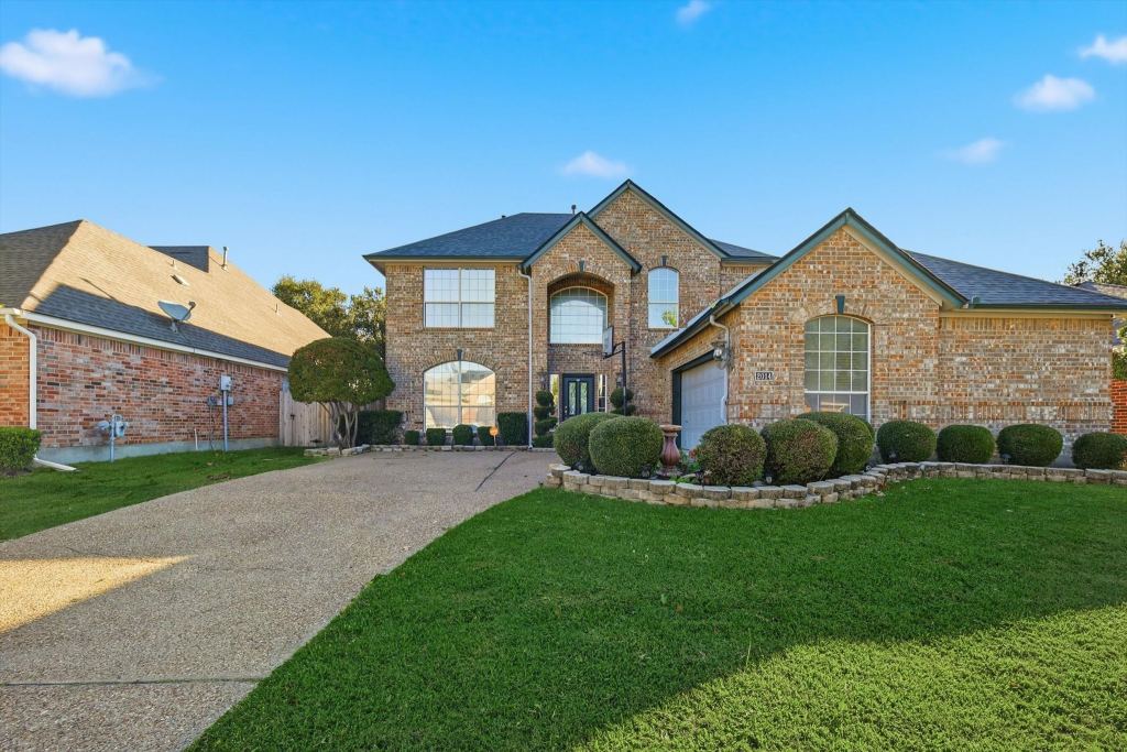 2014 Rumson Drive, Arlington, TX 76006 — photo 1