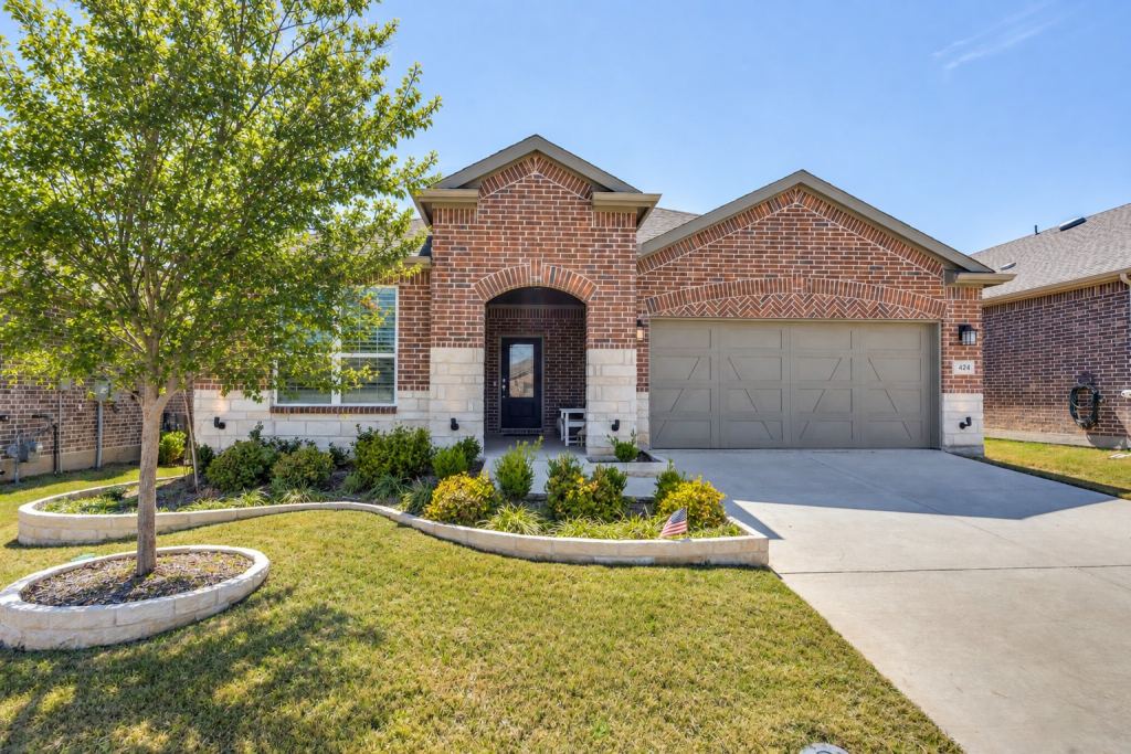 424 Long Pines Drive, McKinney, TX 75071 — photo 1