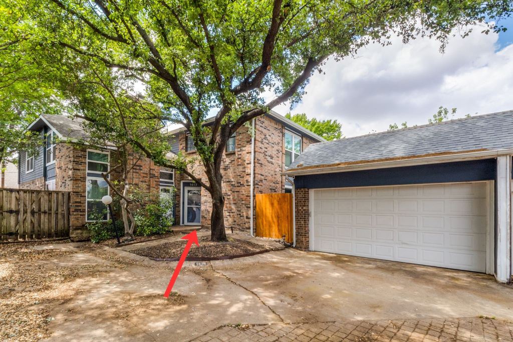 1417 Mccoy Street, Dallas, TX 75204 — photo 1