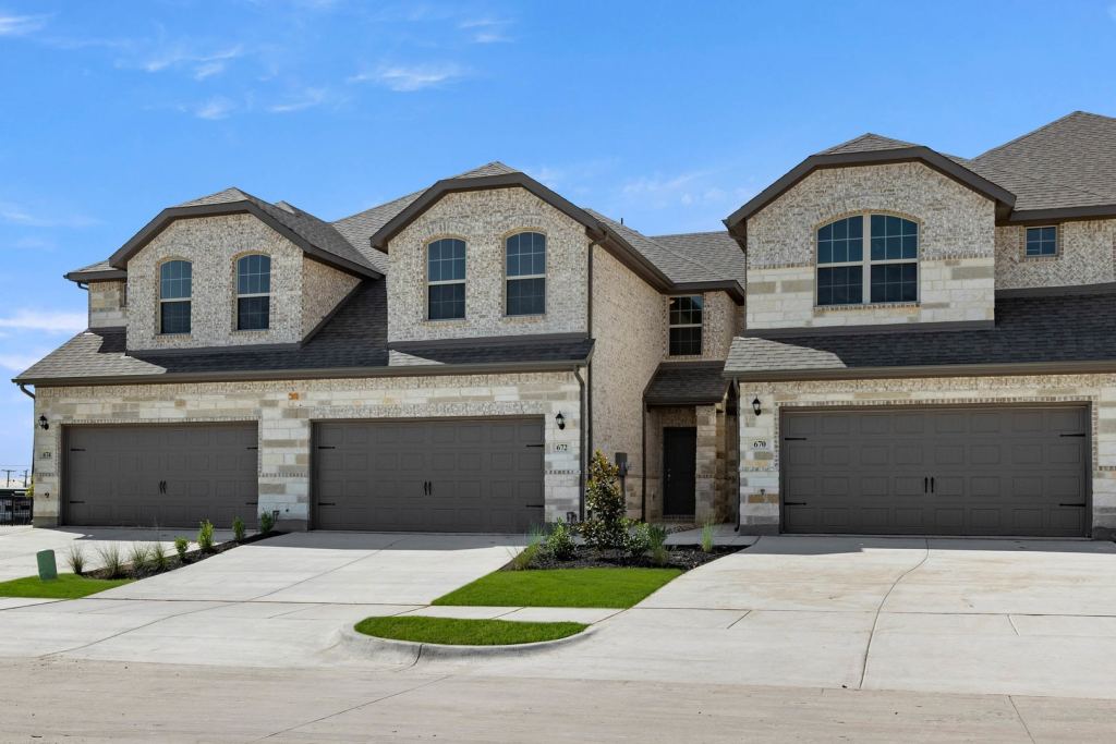 672 Sandiford, Mansfield, TX 76063 — photo 1