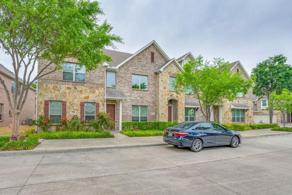 214 Alexandra Avenue, Richardson, TX 75081 — photo 1
