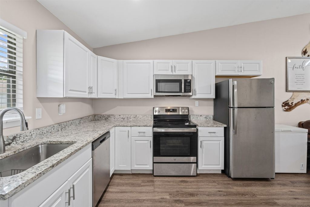 5413 Tin Top Highway, Granbury, TX 76048 — photo 1