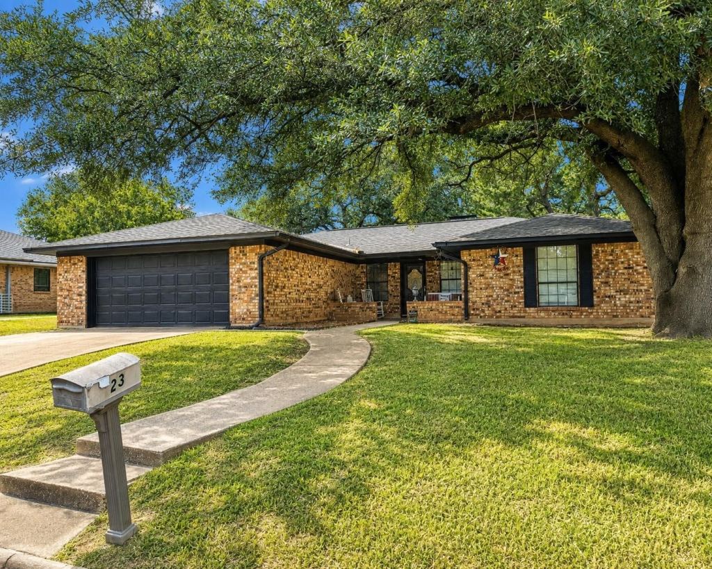 23 Haven Circle, Denison, TX 75020 — photo 1
