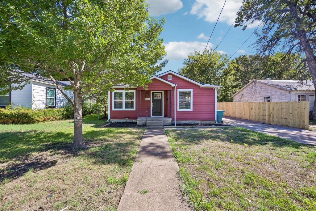 1617 N Binkley