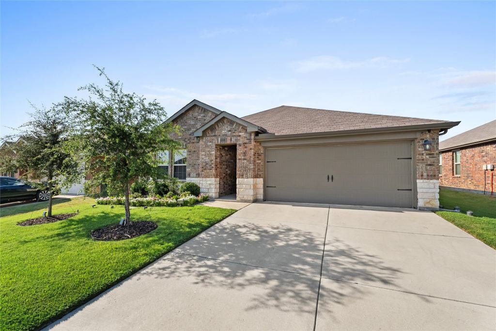 2920 Roper Street, Royse City, TX 75189 — photo 1