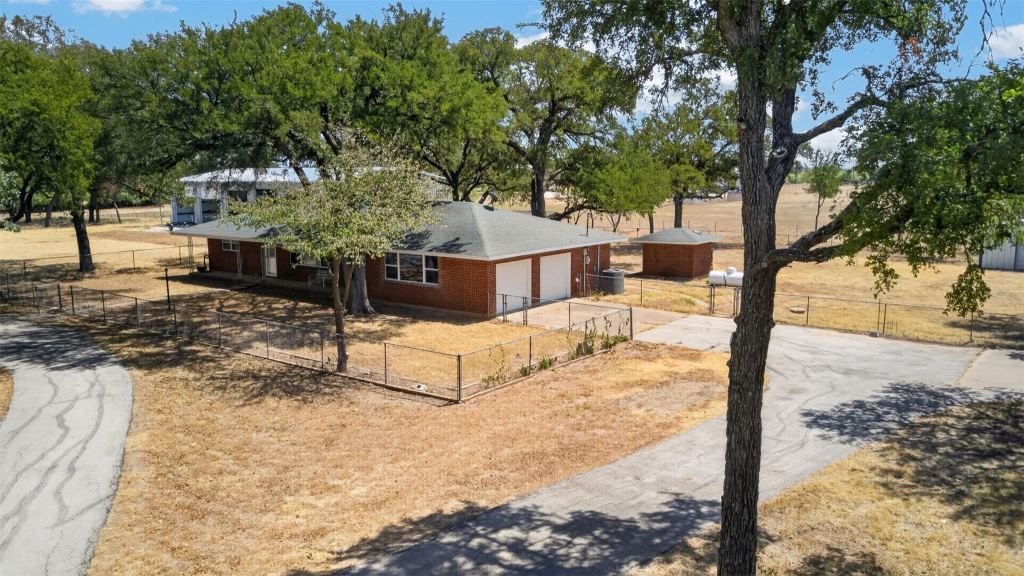 161 Tomlinson Road 1 & 3, Granbury, TX 76049 — photo 1