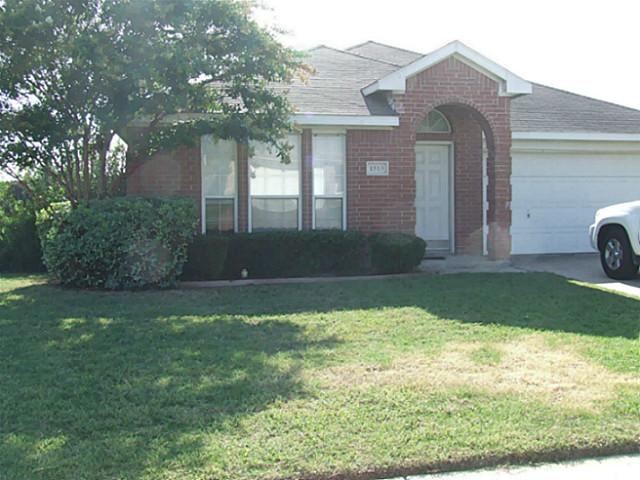 1513 S 3rd Street S, Midlothian, TX 76065 — photo 1