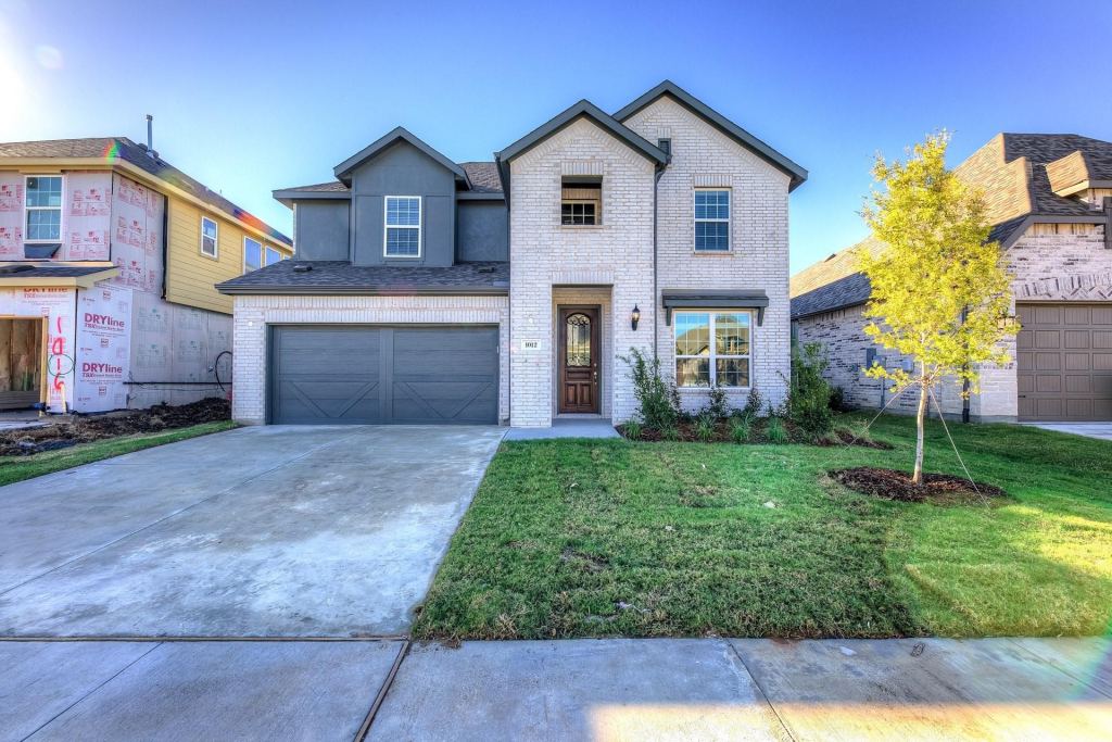 1012 Rosebay Drive, Justin, TX 76247 — photo 1