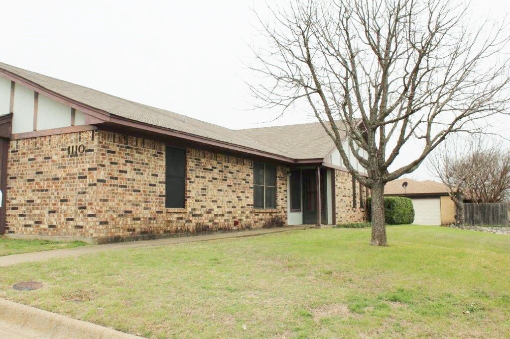 1110 Curtis Drive, Weatherford, TX 76086 — photo 1