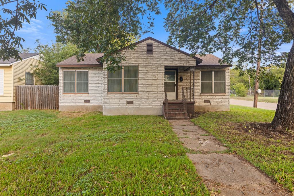 2701 Windsor Avenue, Waco, TX 76708 — photo 1