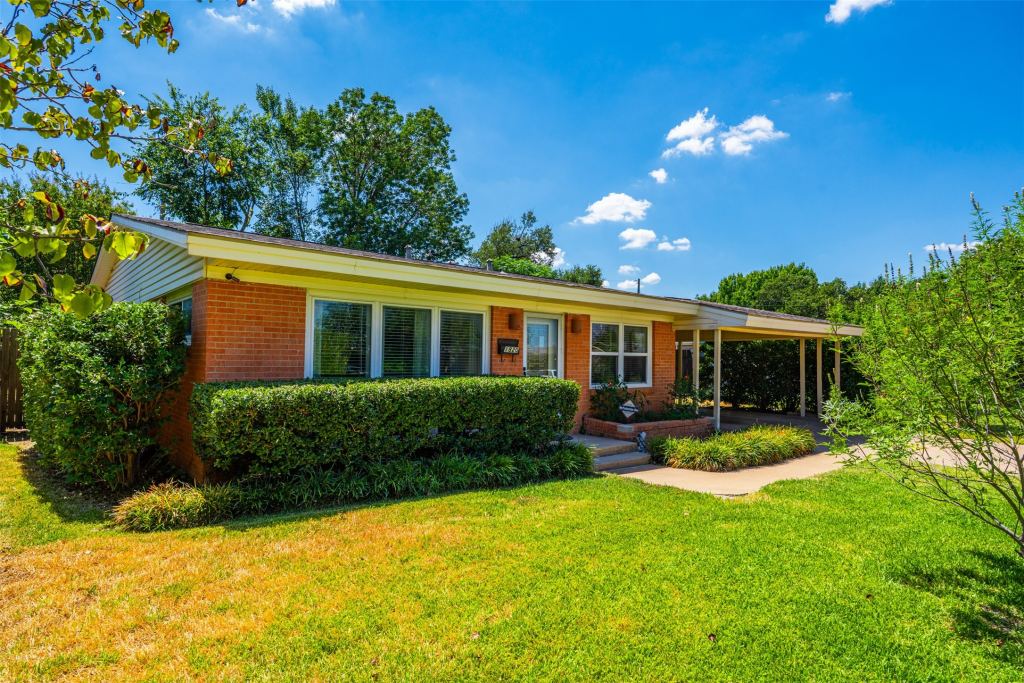 1820 Puritan Drive, Irving, TX 75061 — photo 1