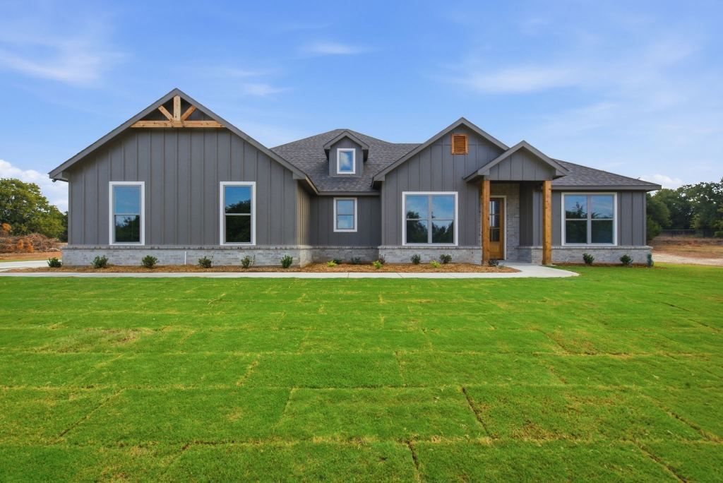 125 Graystone Drive, Weatherford, TX 76087 — photo 1