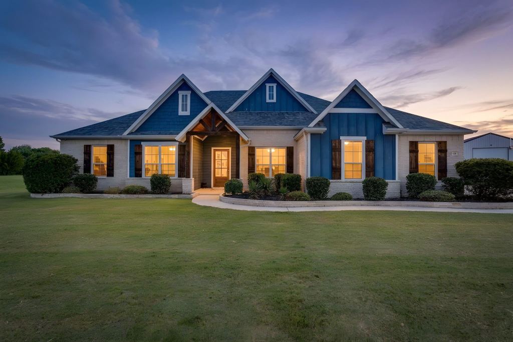 120 Homestead Lane, Waxahachie, TX 75165 — photo 1
