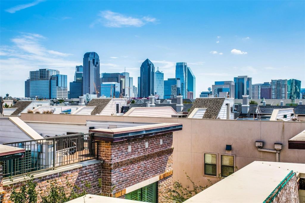 2411 N Hall Street 25, Dallas, TX 75204 — photo 1
