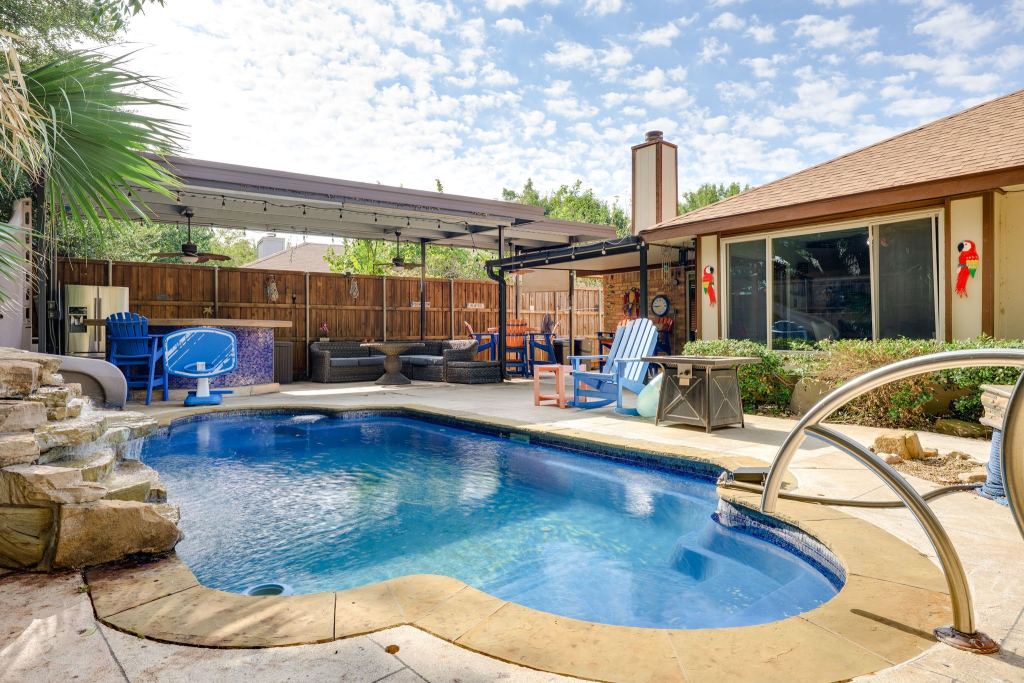 4948 Shady Oak Trail, Grand Prairie, TX 75052 — photo 1