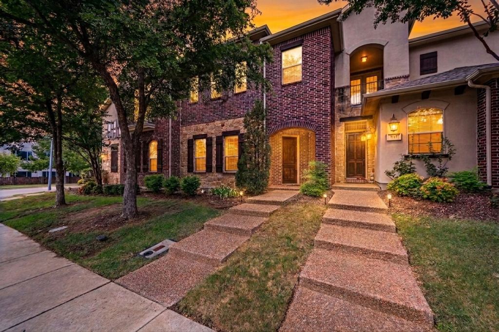 8607 Calvin Road, Irving, TX 75063 — photo 1