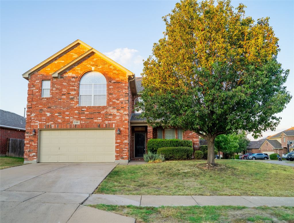 6100 Horse Trap Drive, Fort Worth, TX 76179 — photo 1