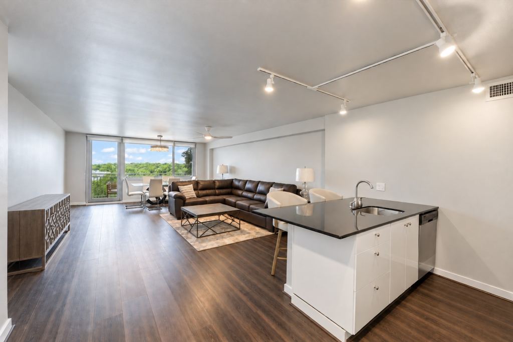3883 Turtle Creek Boulevard 717, Dallas, TX 75219 — photo 1
