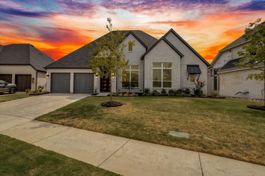 2208 Sarah Drive, Rockwall, TX 75087 — photo 1