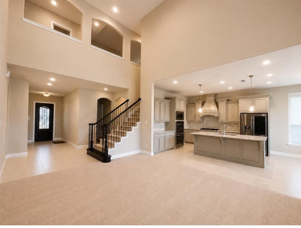 2818 Twin Ridge Drive, Arlington, TX 76001 — photo 1