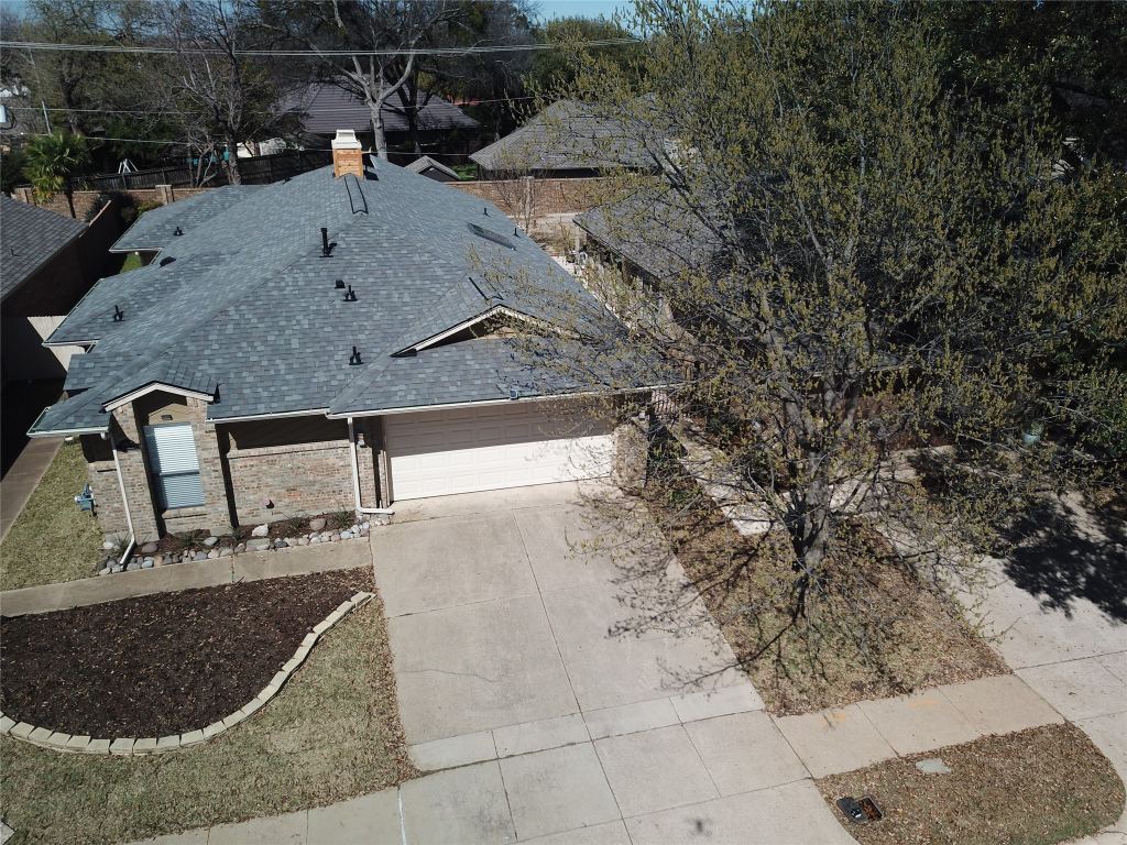 1307 Boardwalk Street, Arlington, TX 76011 — photo 1
