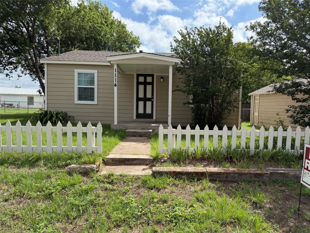 1114 Thorpe Springs Road, Granbury, TX 76048 — photo 1