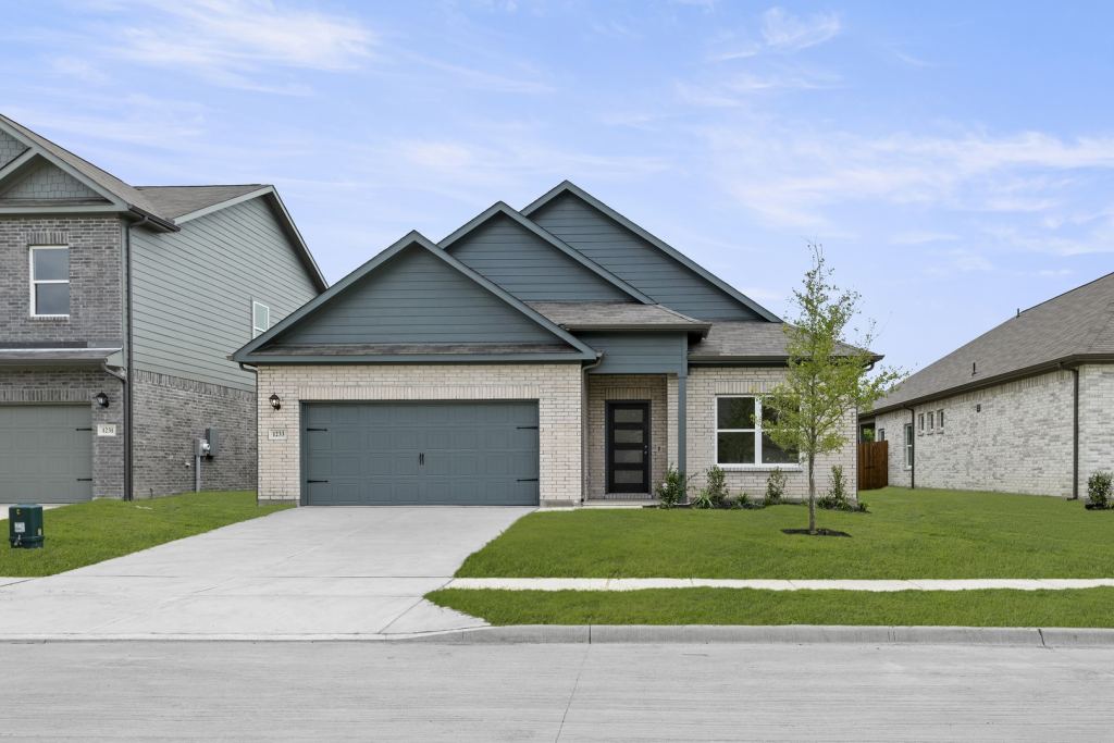 1233 Anderson Drive