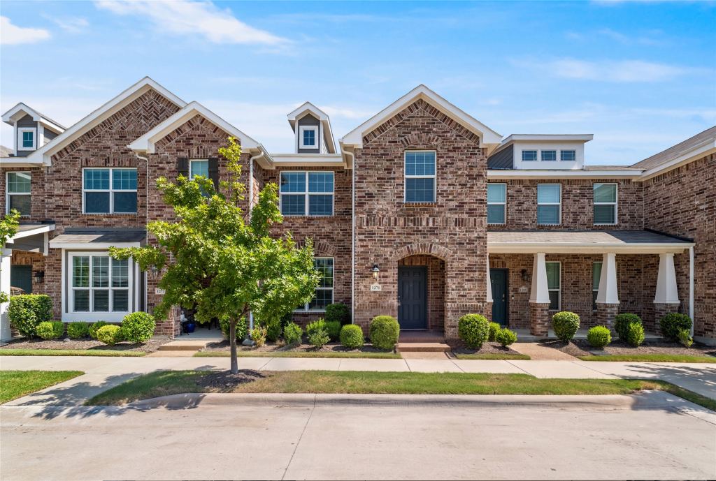 1271 Lamar Drive