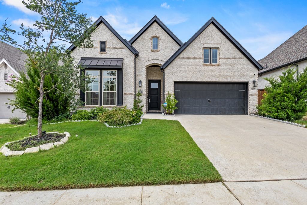 4017 Crepe Myrtle Street, Aubrey, TX 76227 — photo 1