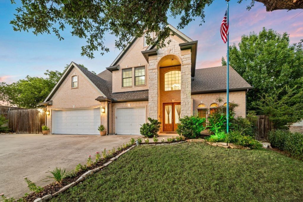5132 Pearl Drive, North Richland Hills, TX 76180 — photo 1