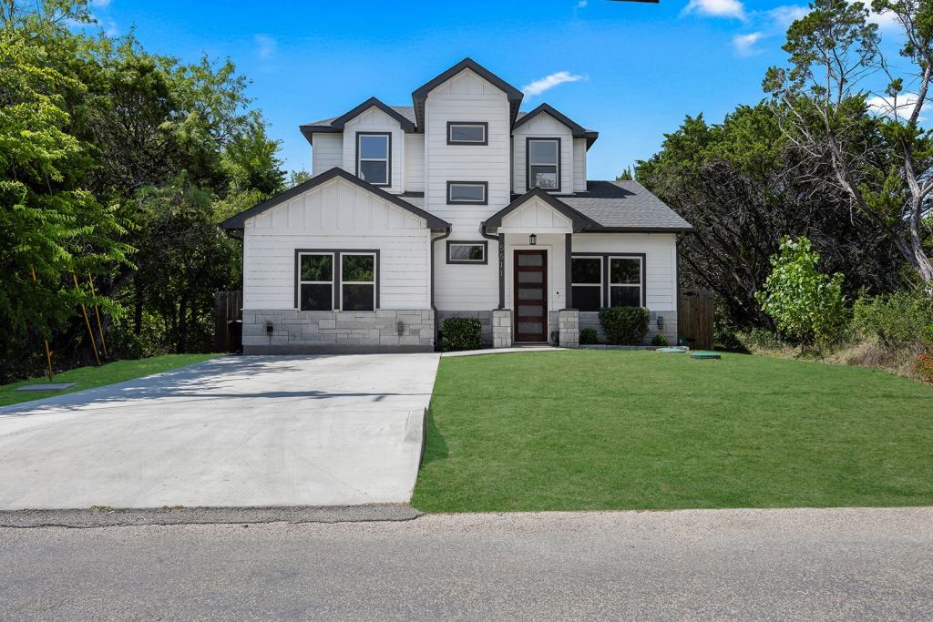 5511 Black Pine Circle, Granbury, TX 76048 — photo 1
