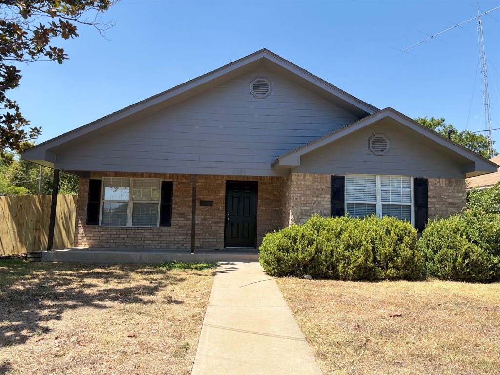 2025 Lyle Avenue, Waco, TX 76708 — photo 1