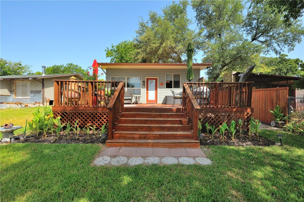 130 Marina View Court, Weatherford, TX 76087 — photo 1