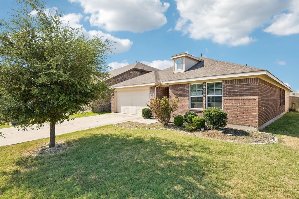 8020 Privet Street, Forney, TX 75126 — photo 1