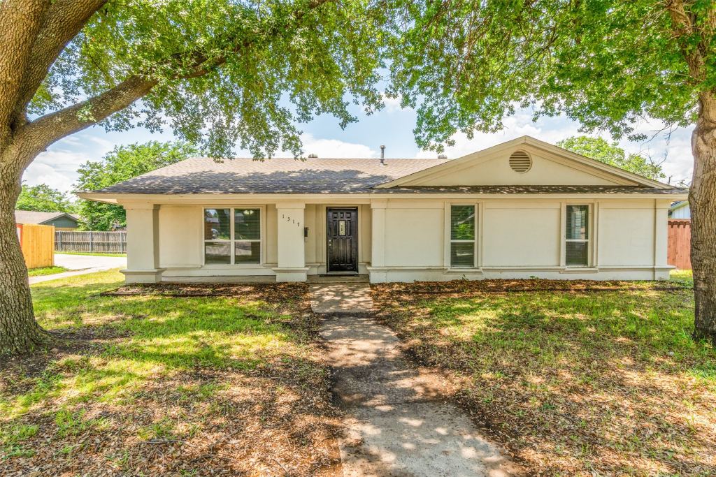 1317 Mount Vernon Drive, Mesquite, TX 75149 — photo 1