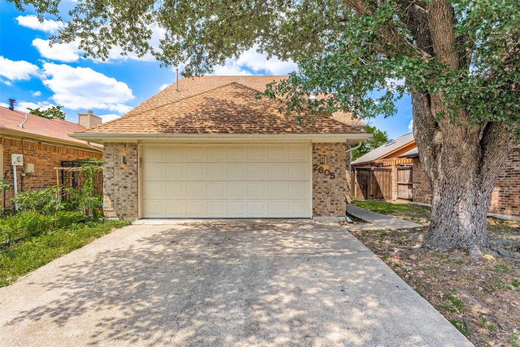2605 Centaurus Drive, Garland, TX 75044 — photo 1