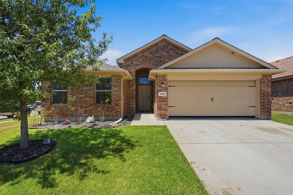 1124 Autumnwood Drive, Azle, TX 76020 — photo 1