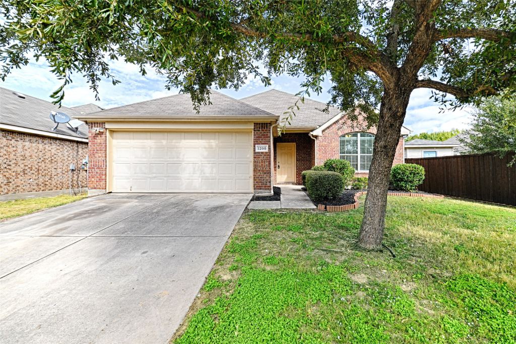 1200 Pine Forest Drive, Princeton, TX 75407 — photo 1
