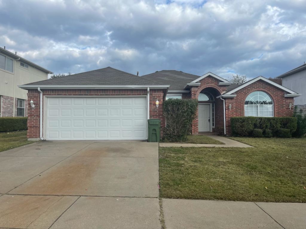 7709 Amsterdam Lane, Arlington, TX 76002 — photo 1