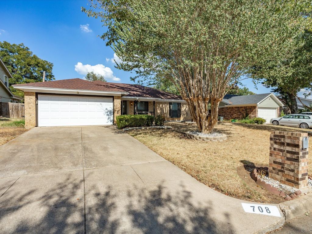 708 NW Sandra Lane