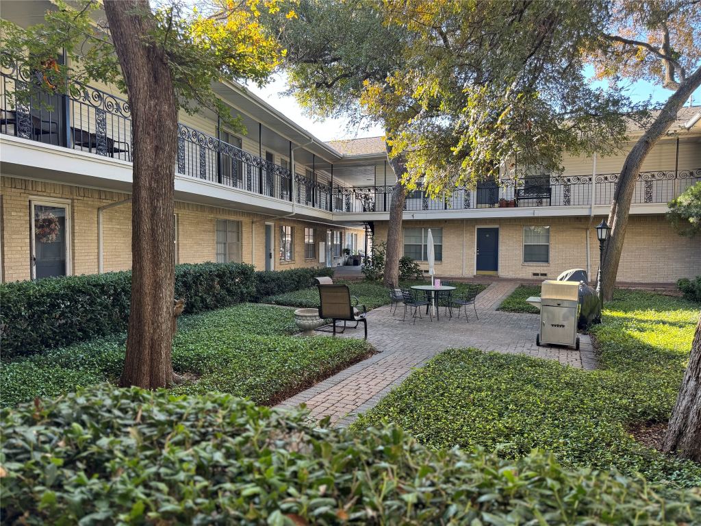 5818 E University Boulevard 108, Dallas, TX 75206 — photo 1