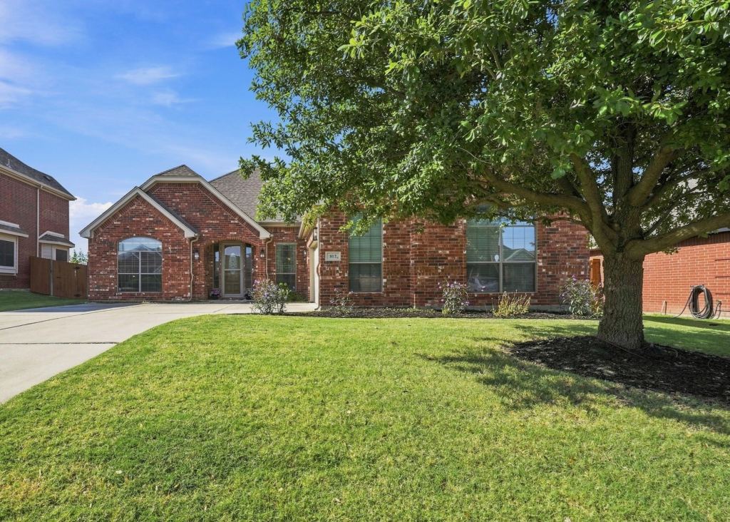 812 Peach Lane