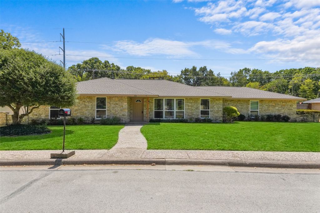 336 Woodbrook Drive, DeSoto, TX 75115 — photo 1