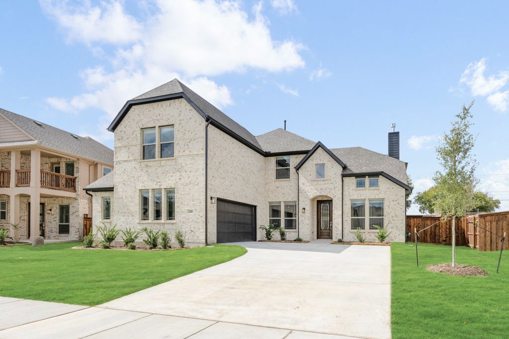 2200 Redding Drive, Mansfield, TX 76084 — photo 1