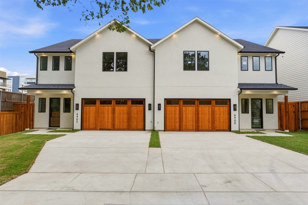 6907 Mohawk Drive